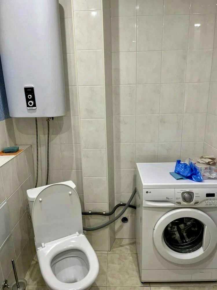 1762819154311018