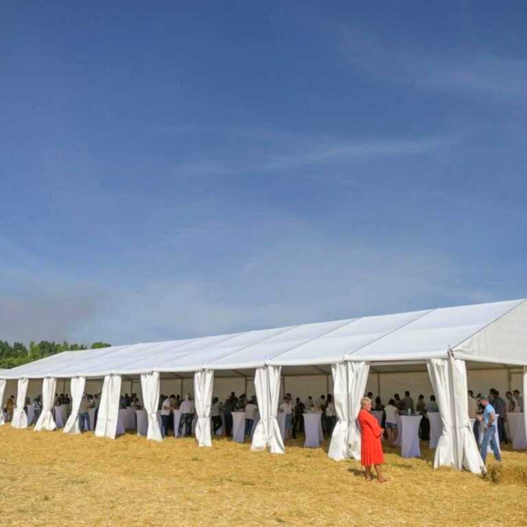 1834797762817094