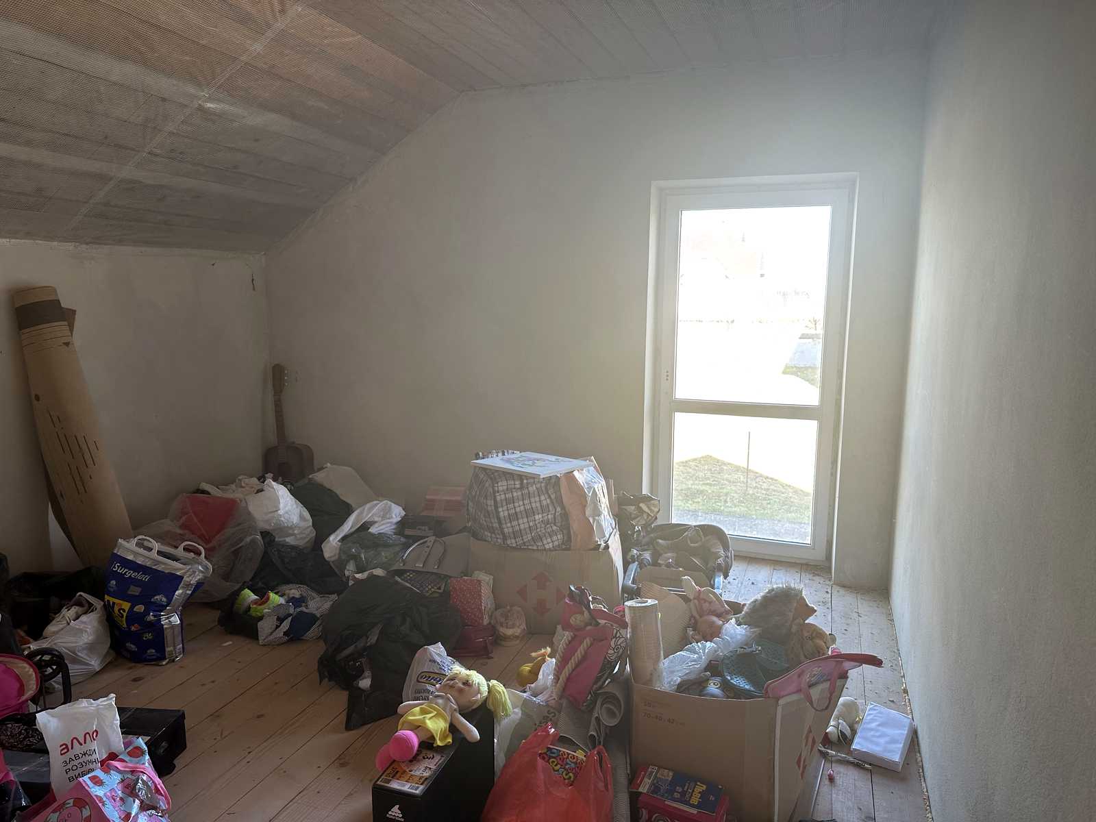1822592610902042