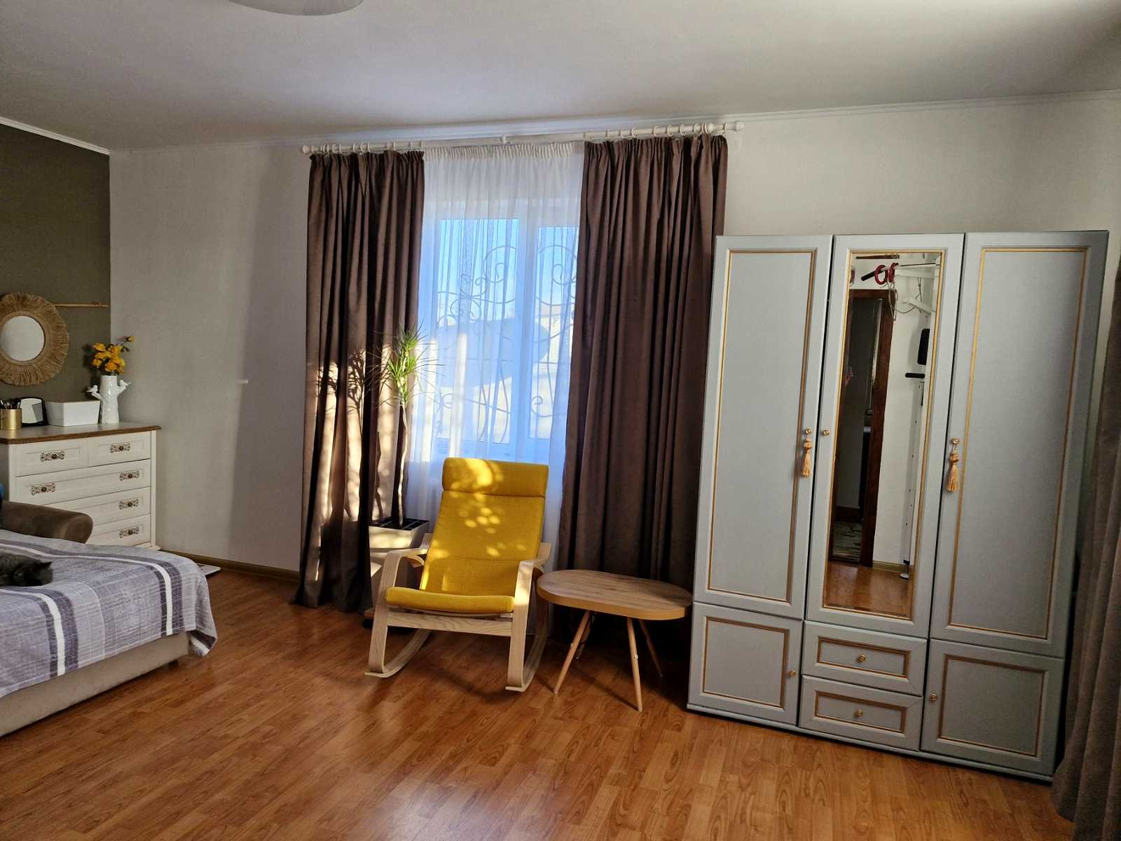 1839612716086376