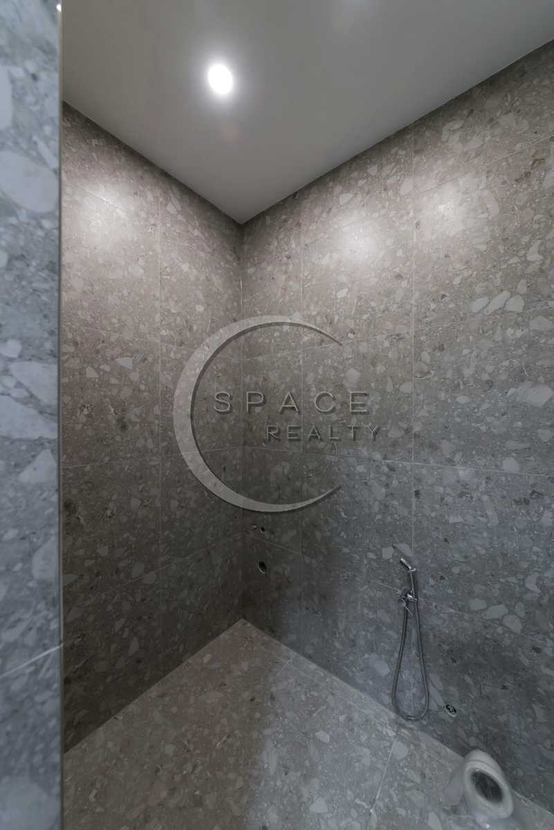 1850937757105823