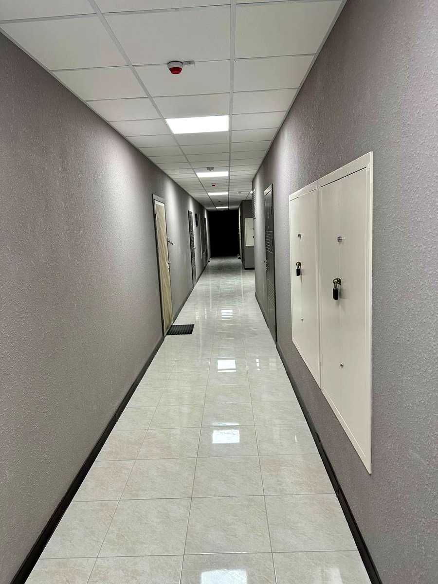 1827282513314584