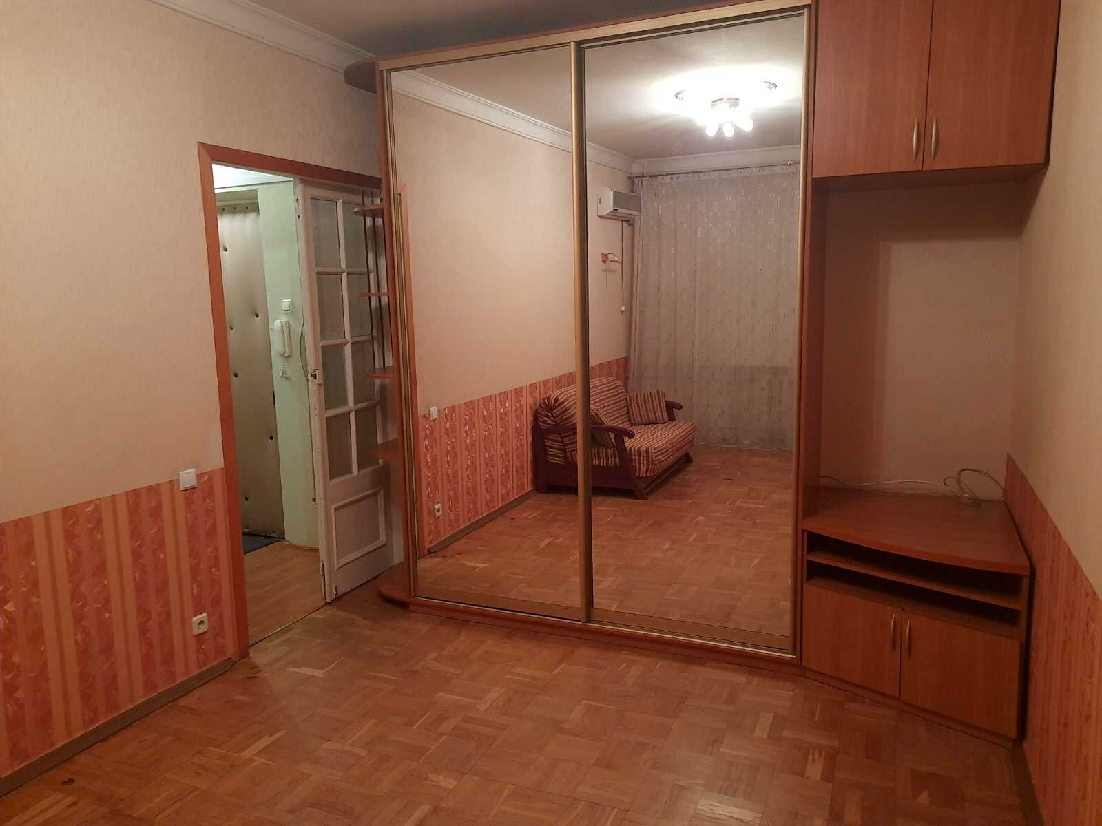 1744509698627305