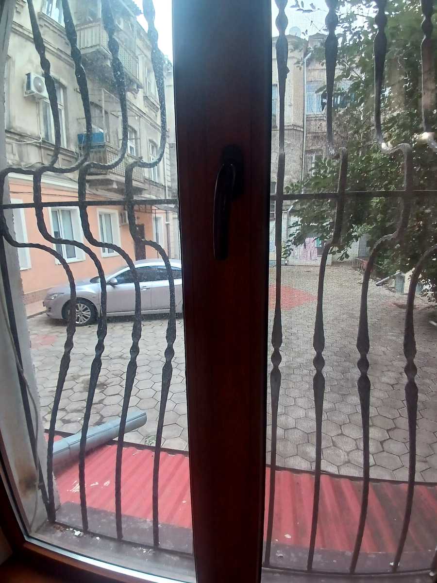 1845242057626398
