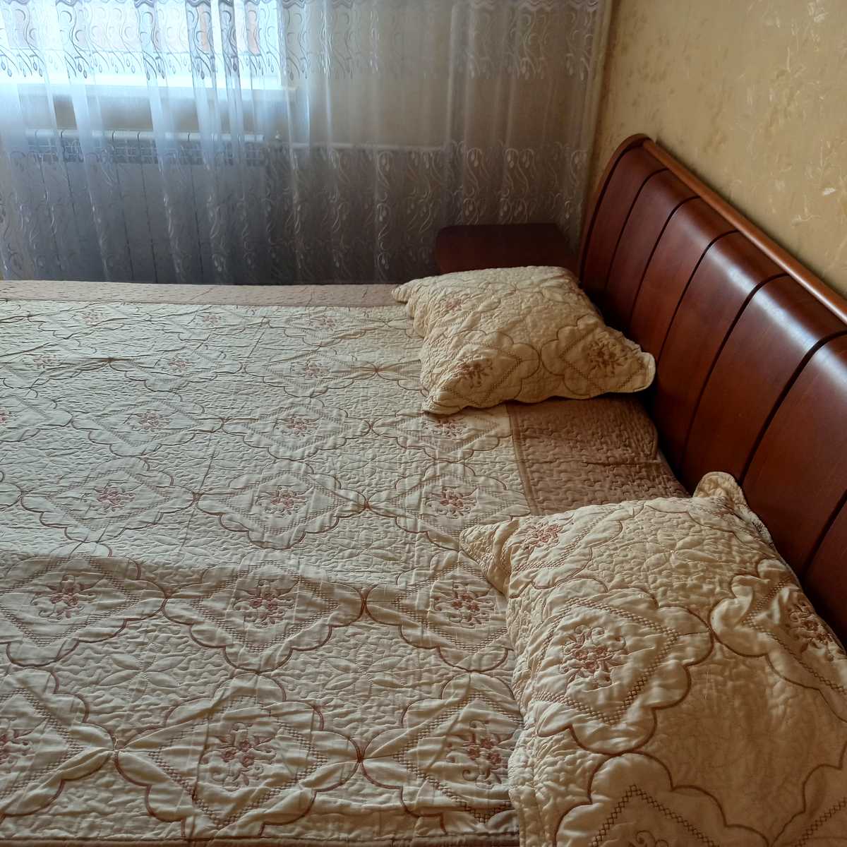 1705981527624053