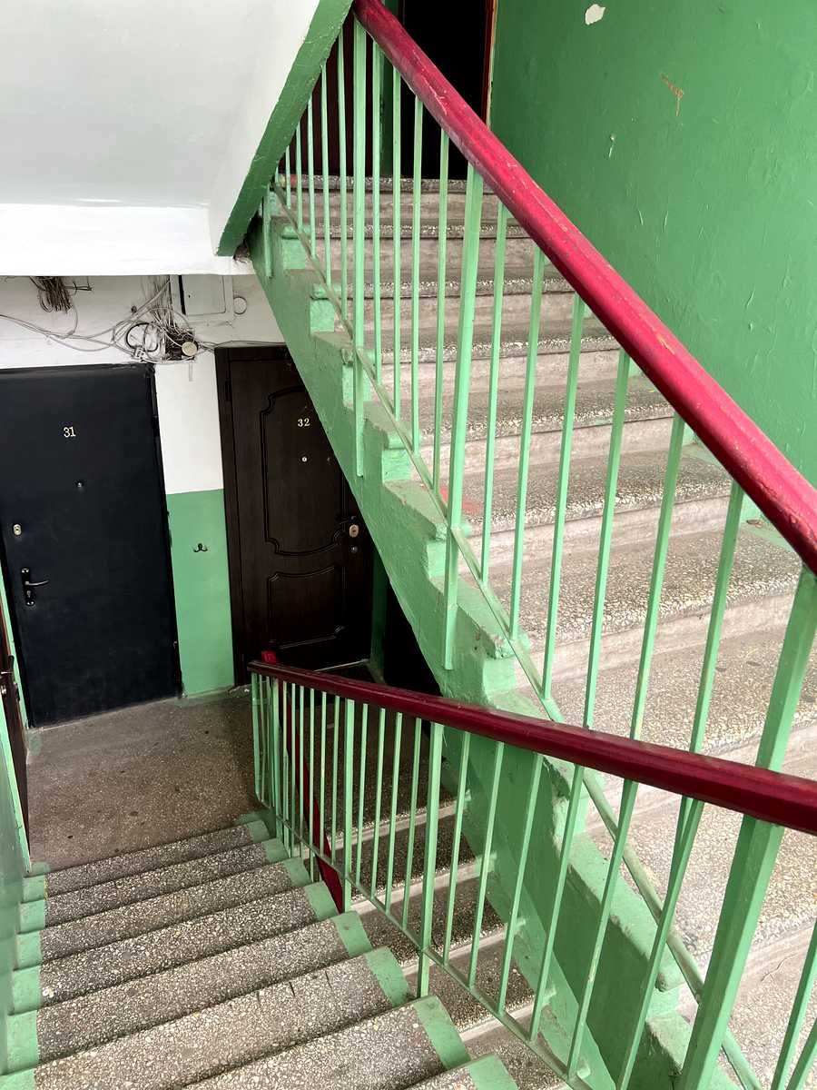 1827469448555841