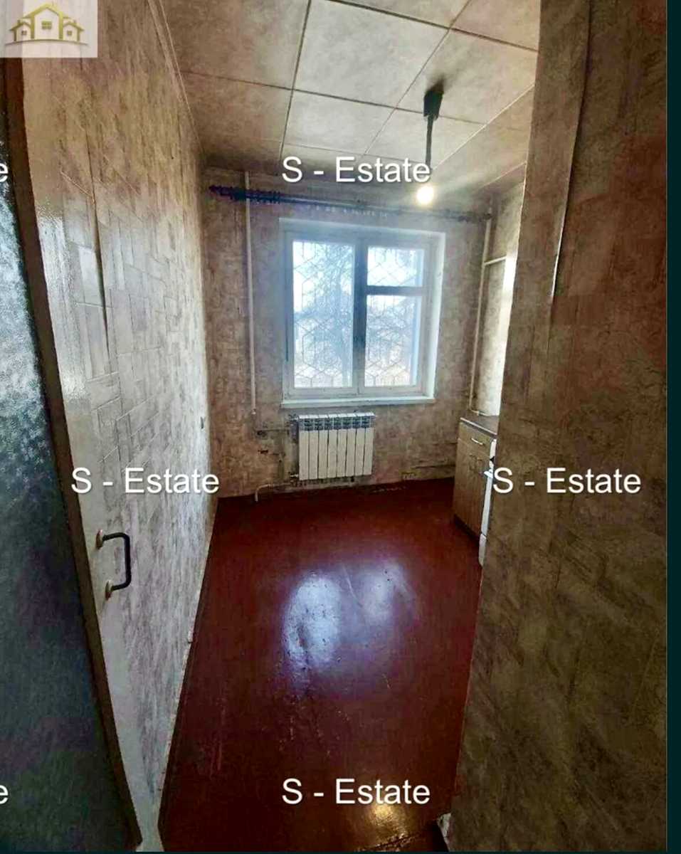 1831834040474319