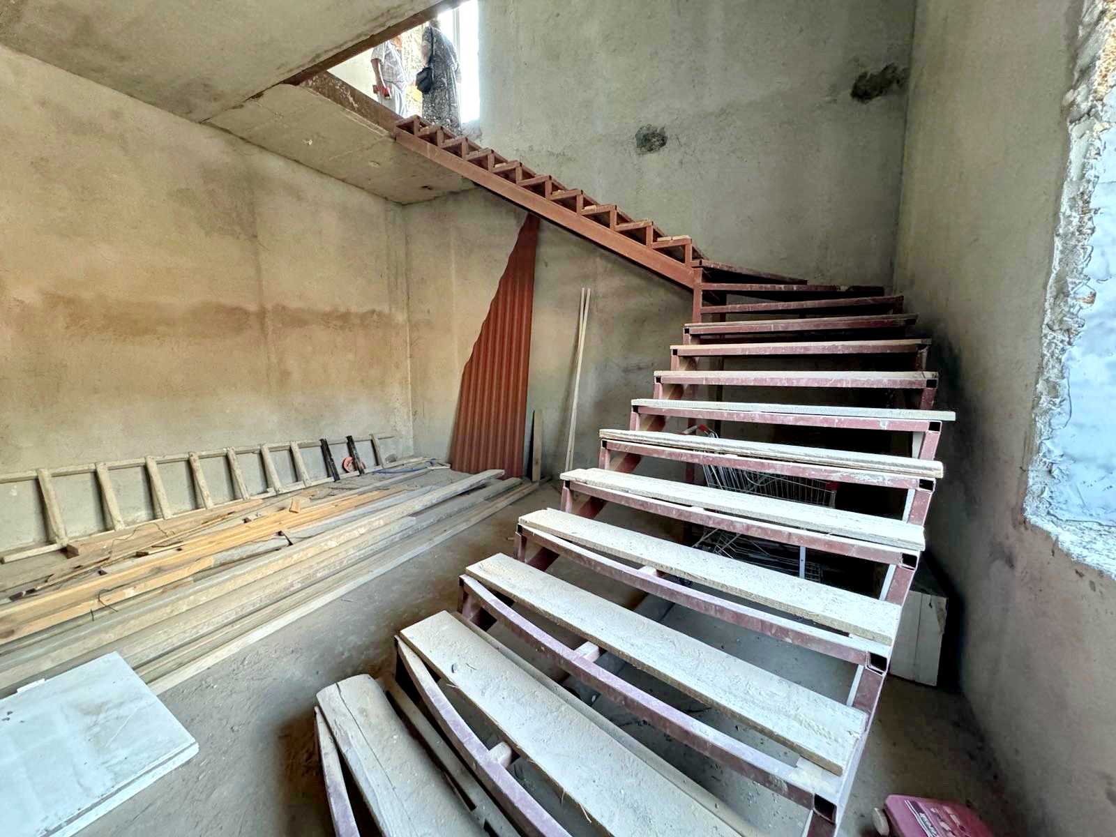 1803006266354528