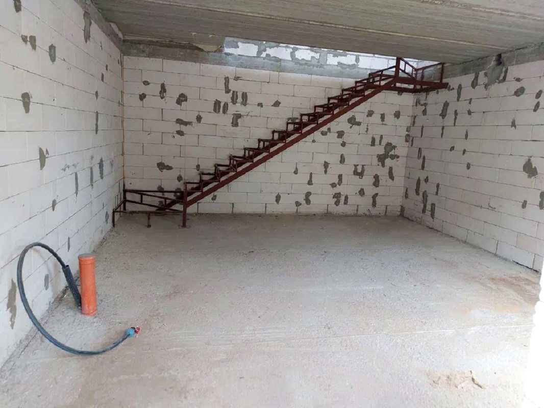 1827745821261595