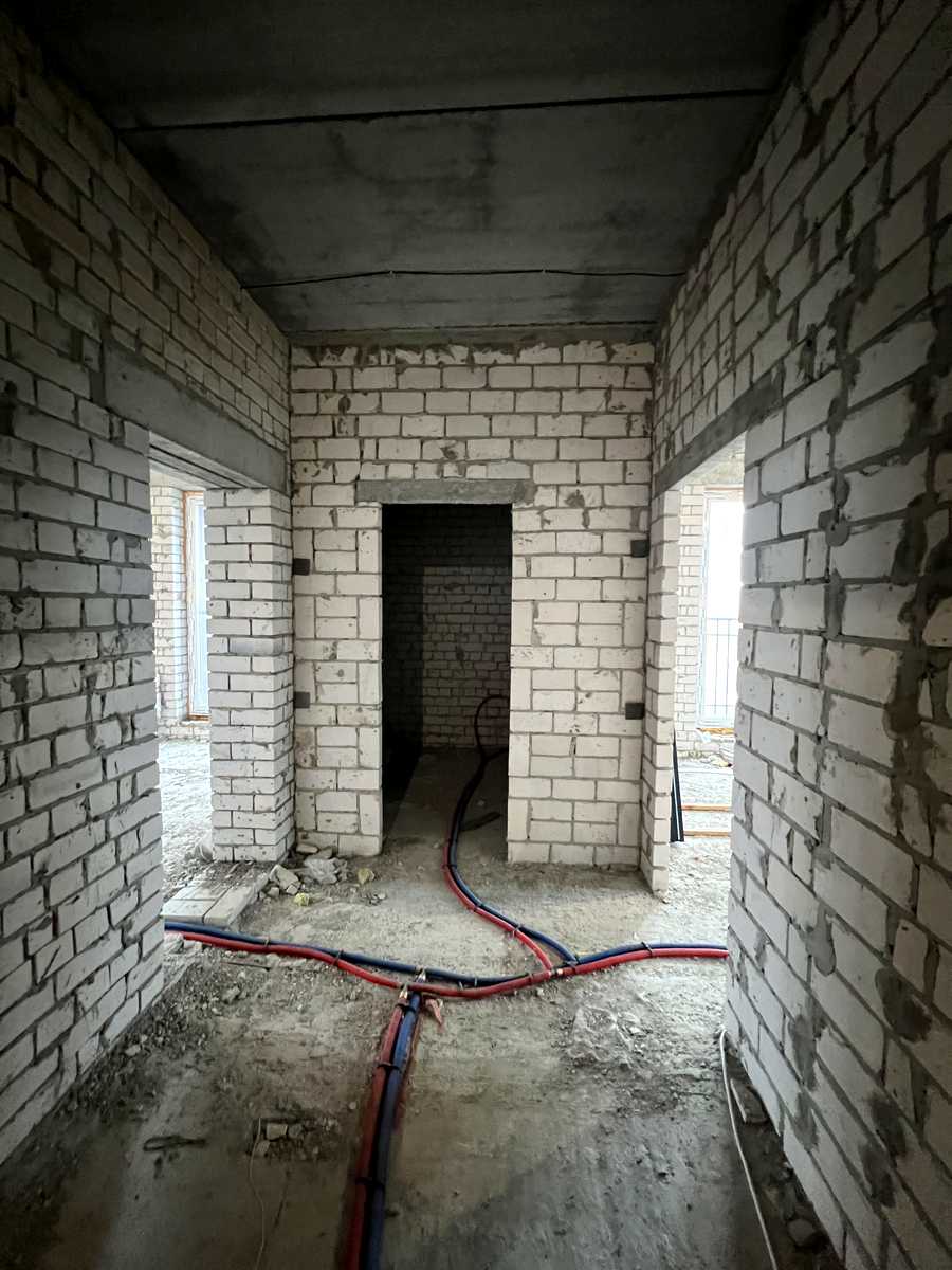 1763348262153784