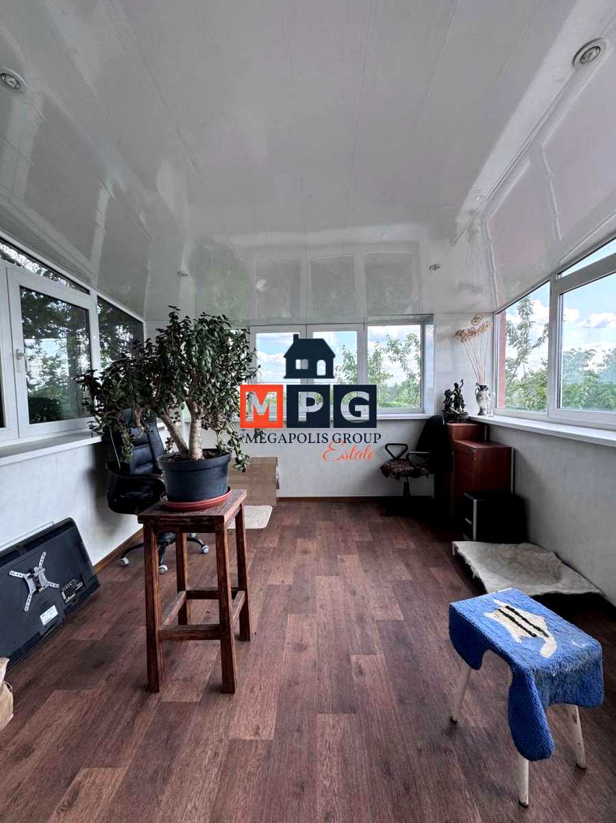 1835800688194600.jpg