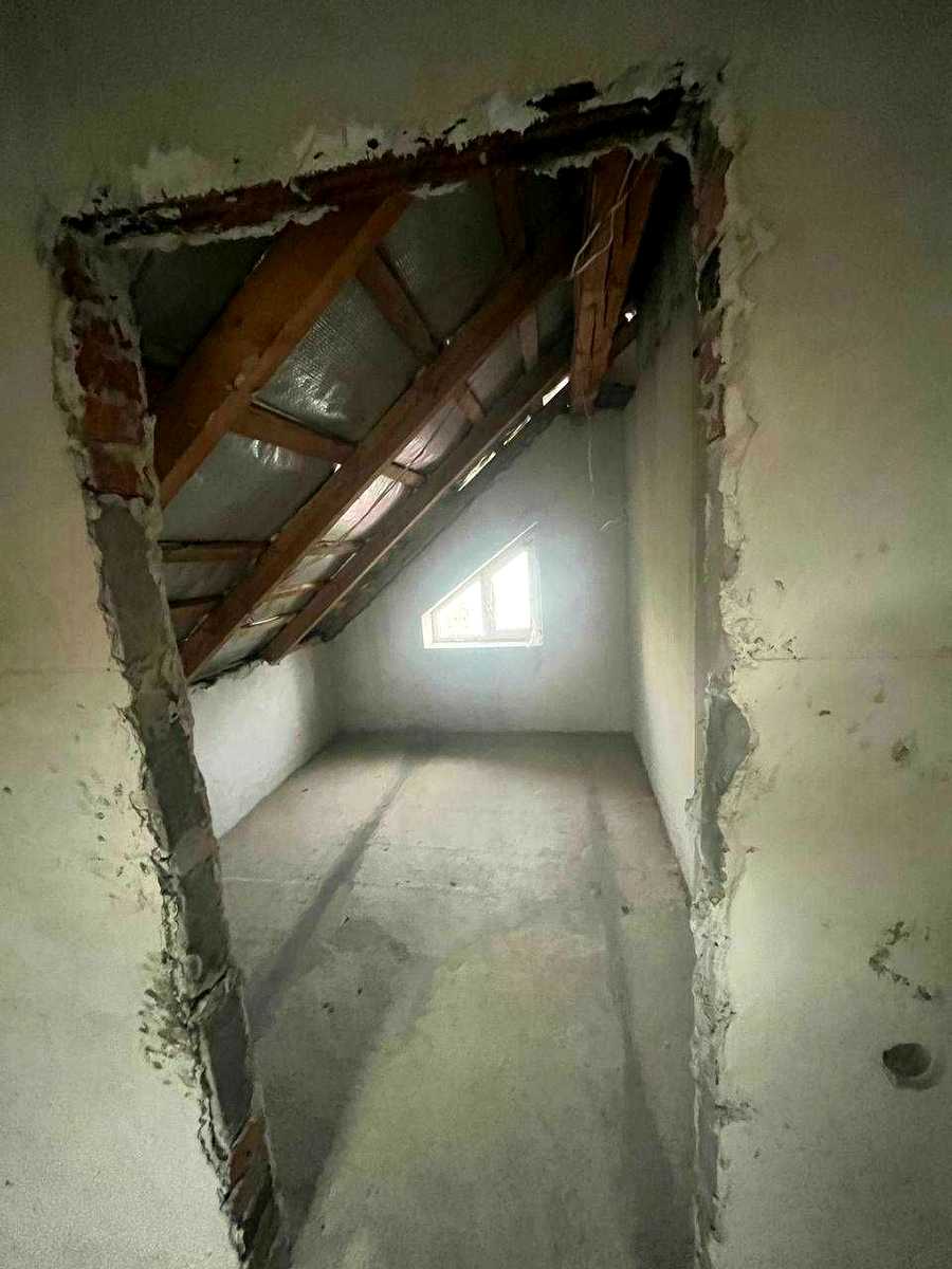 1836637722170892