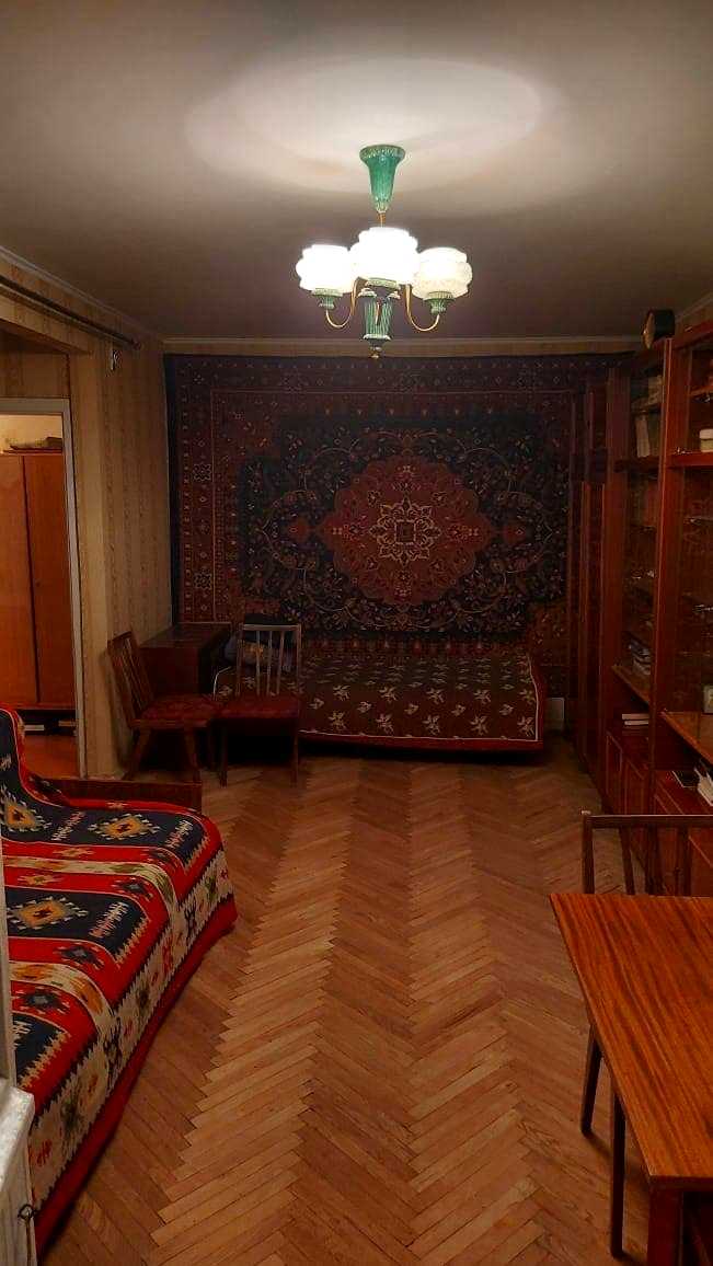 1725368688327009