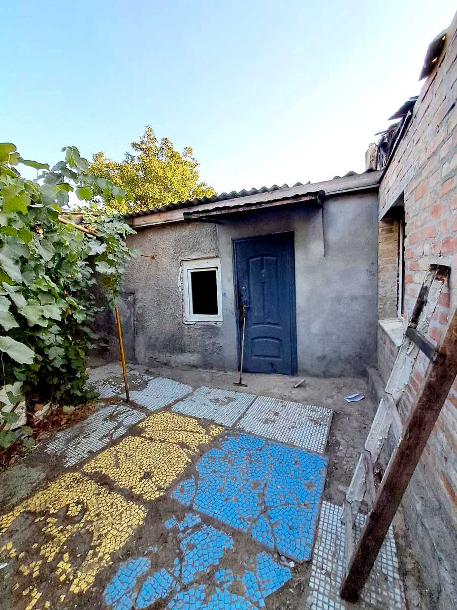 1811270247693839