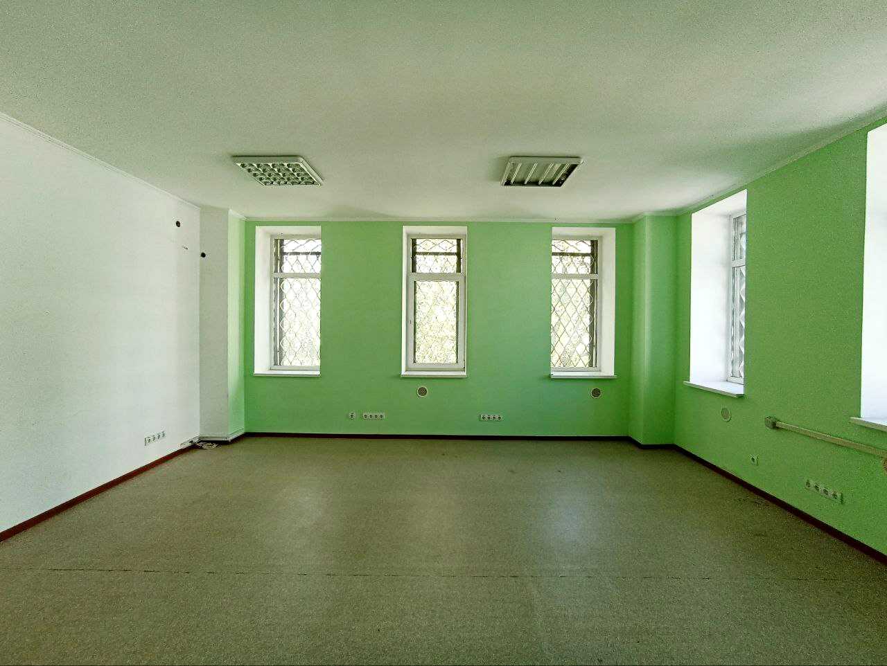 1830093147014184