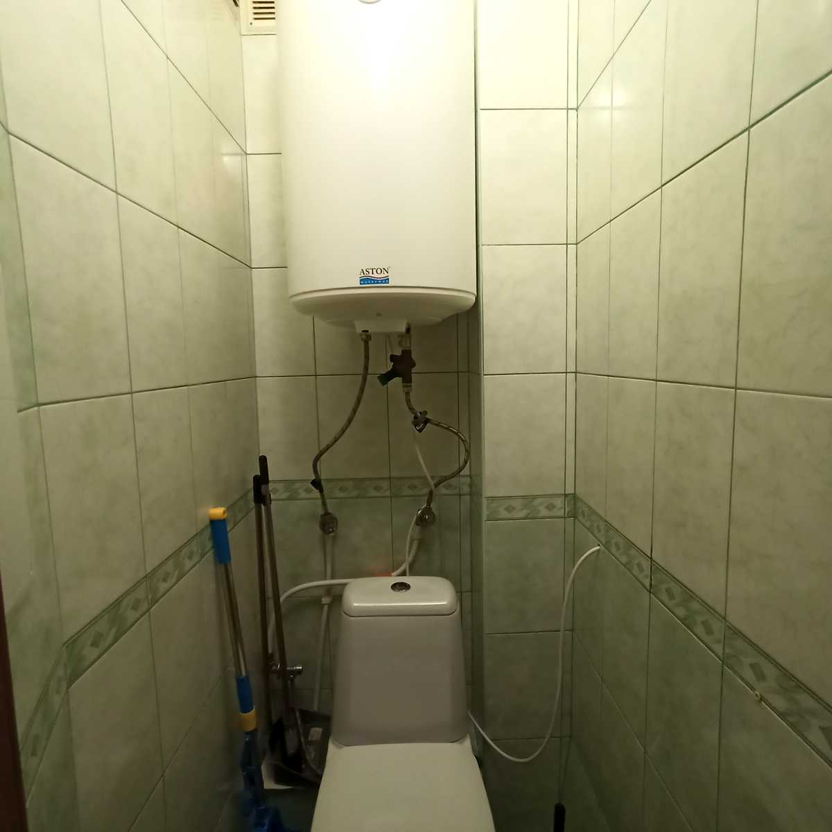 1762813939584551