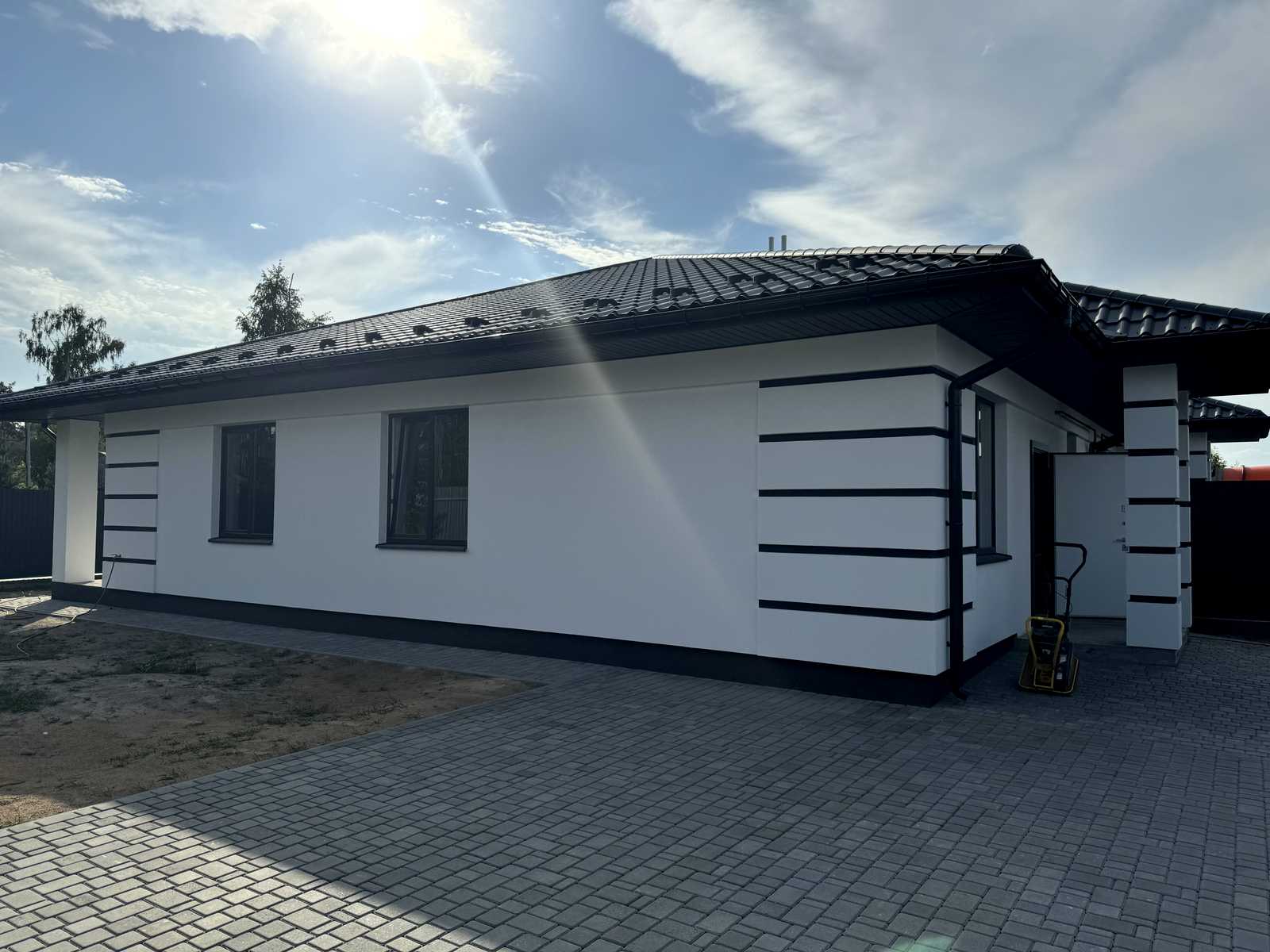 1850072876937891