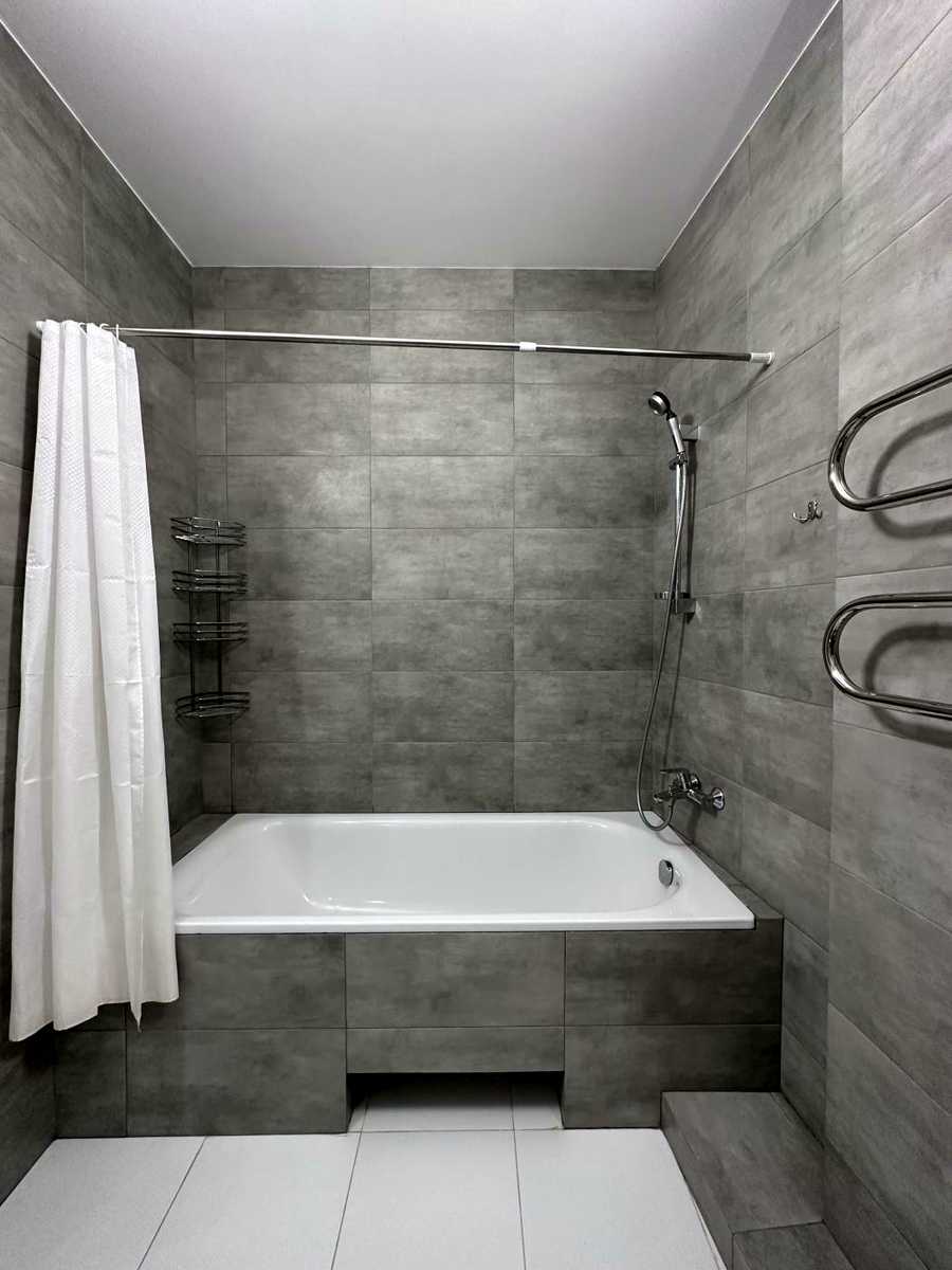 1795757276035038