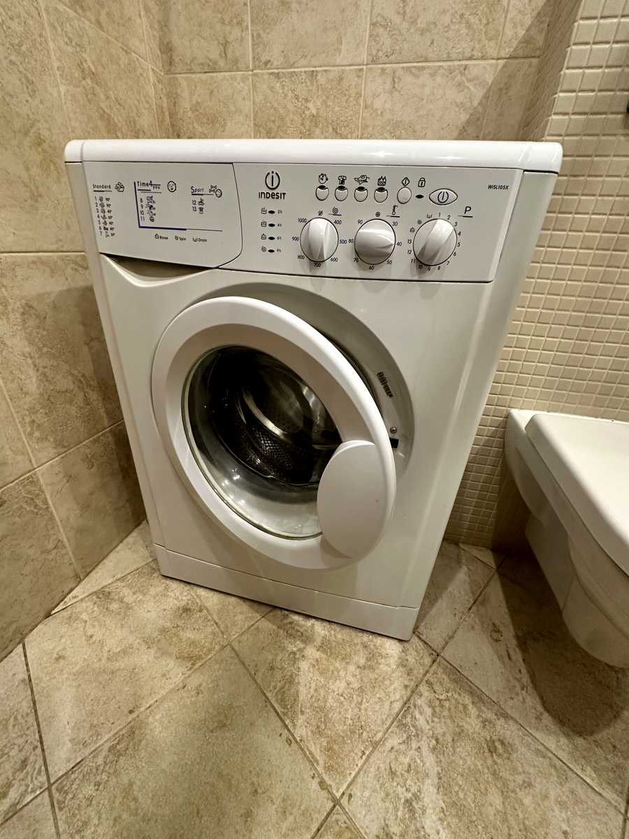 1847433320019640