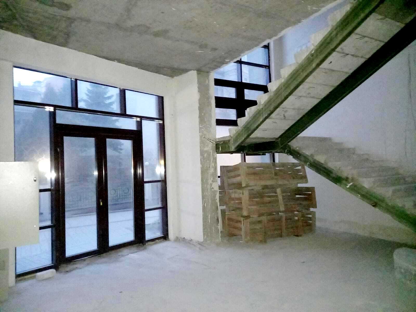 1764245666251857