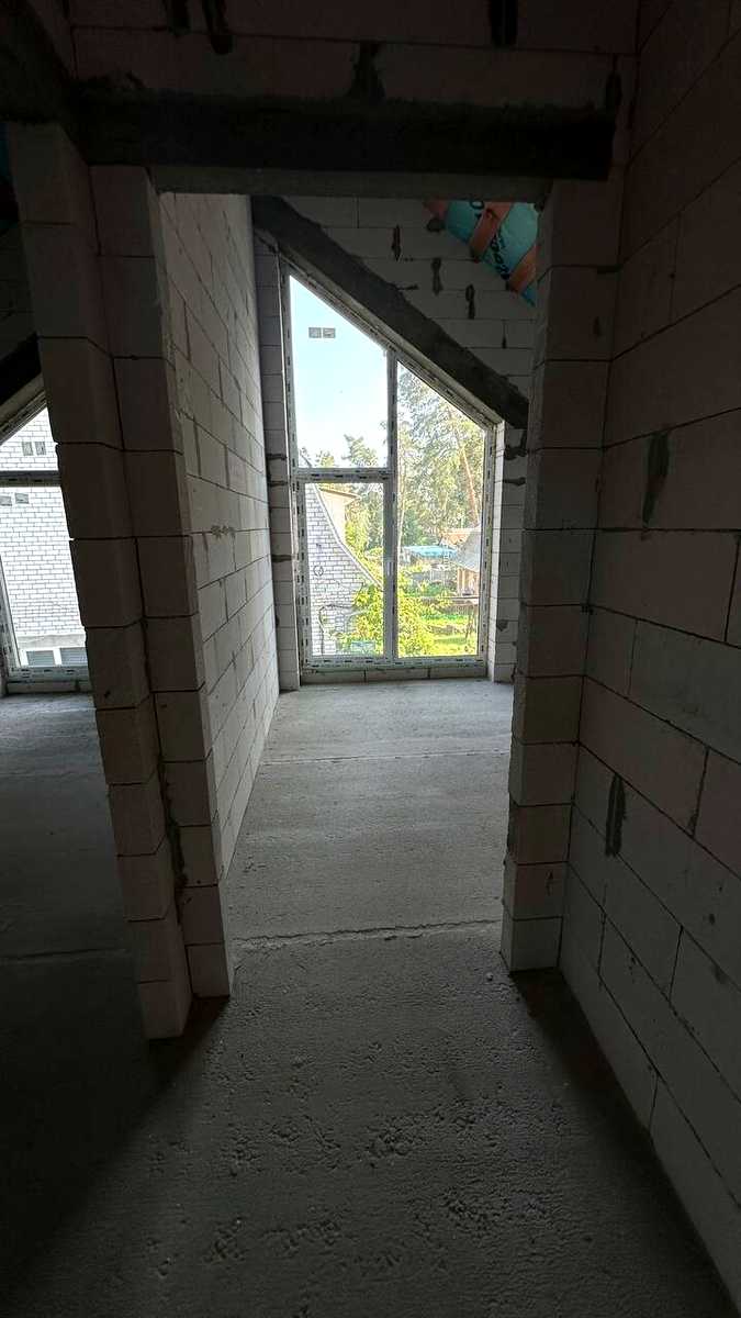 1849611846551642
