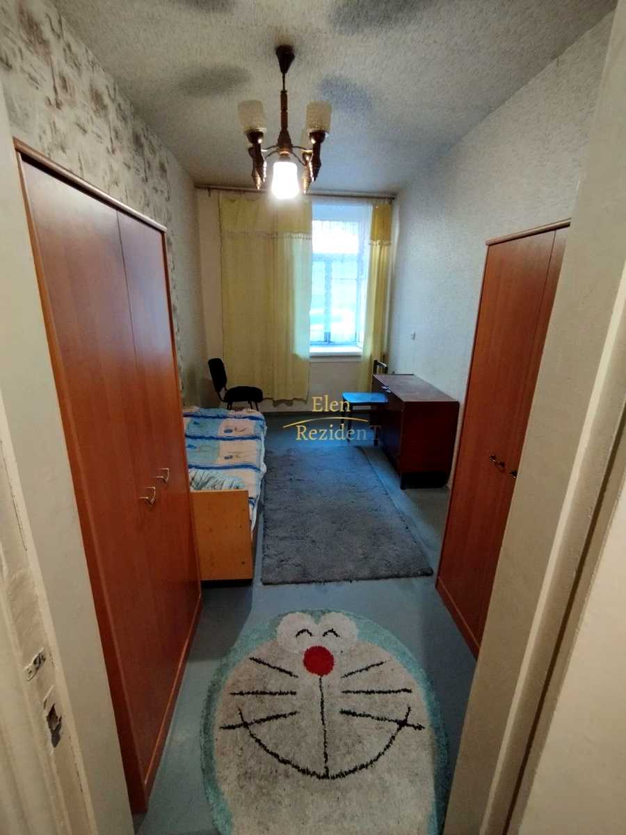 1846873658130053