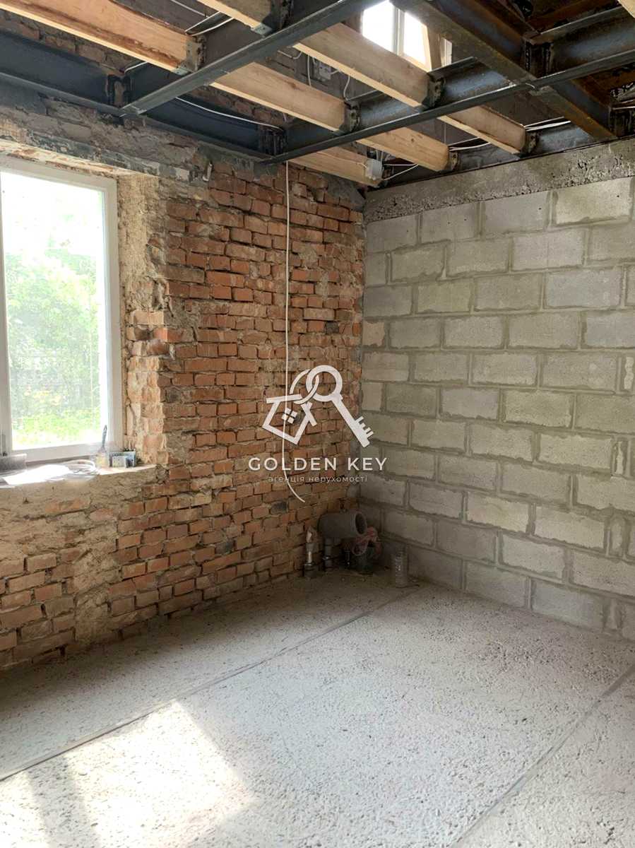 1831464951267185