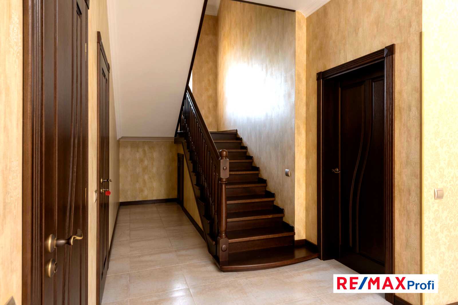 1830013474484872