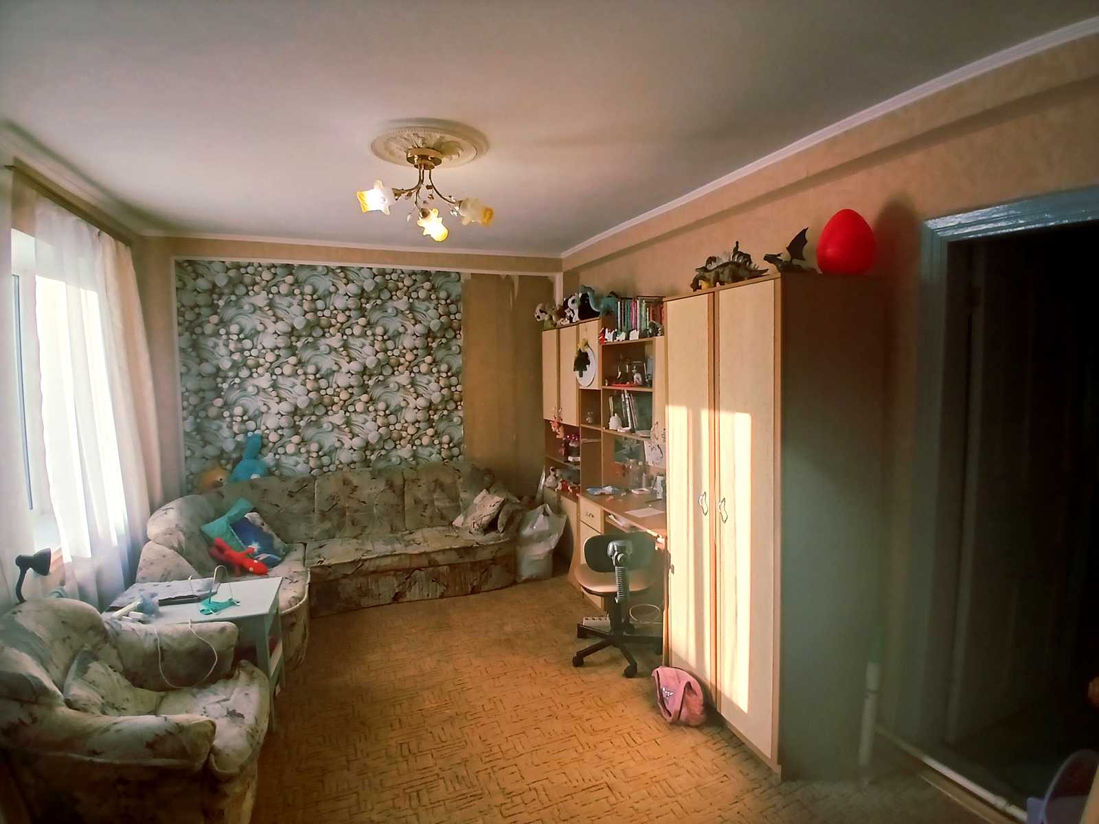 1843532578327729