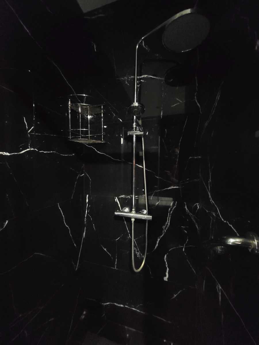 1845630843934459