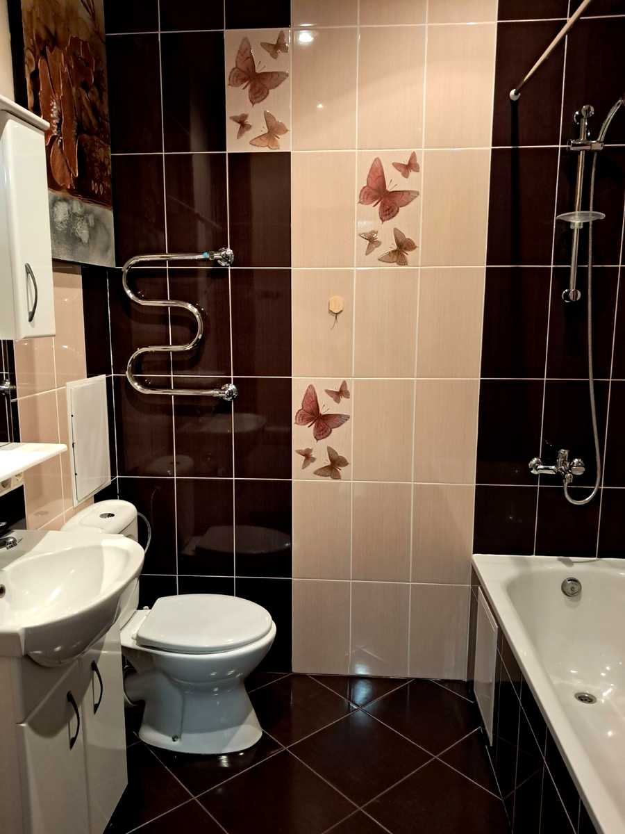 1846700367476261