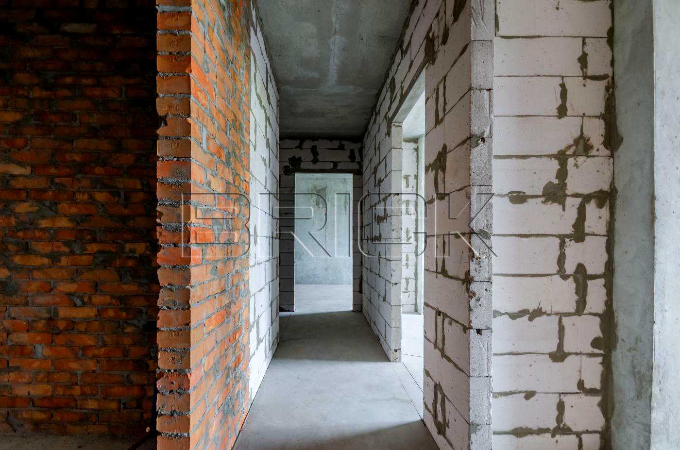 1833461537068679