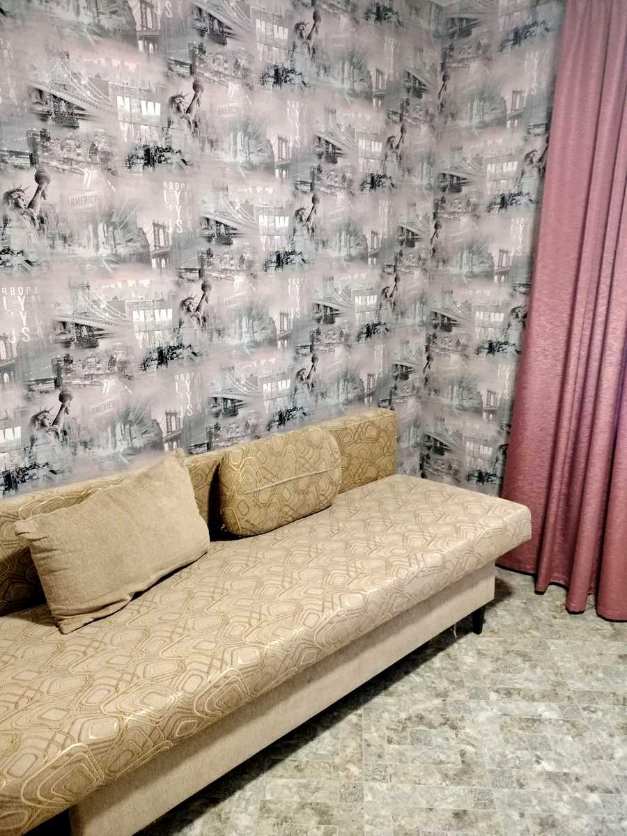 1839805827976409