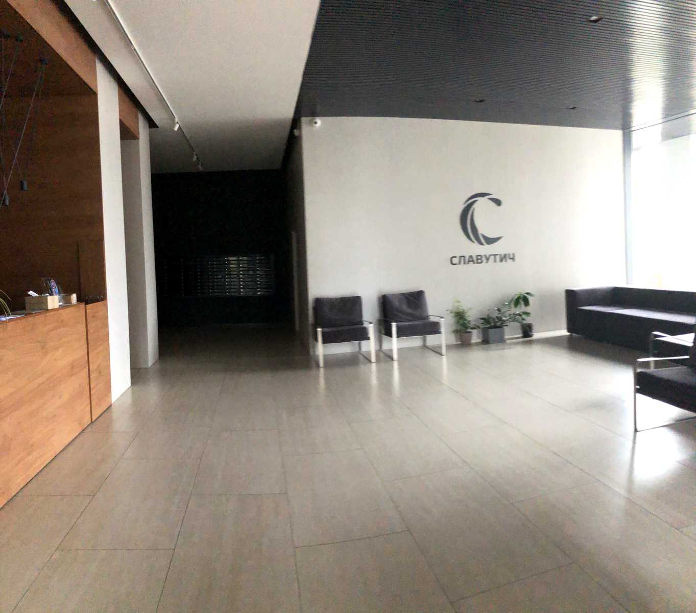1753263567778300