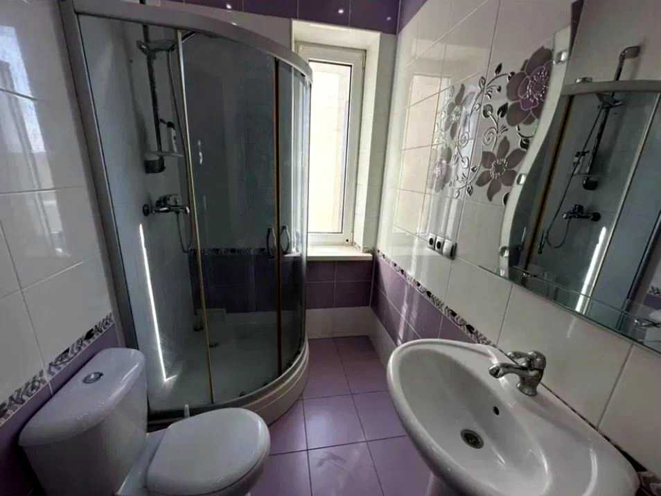 1828293552195340