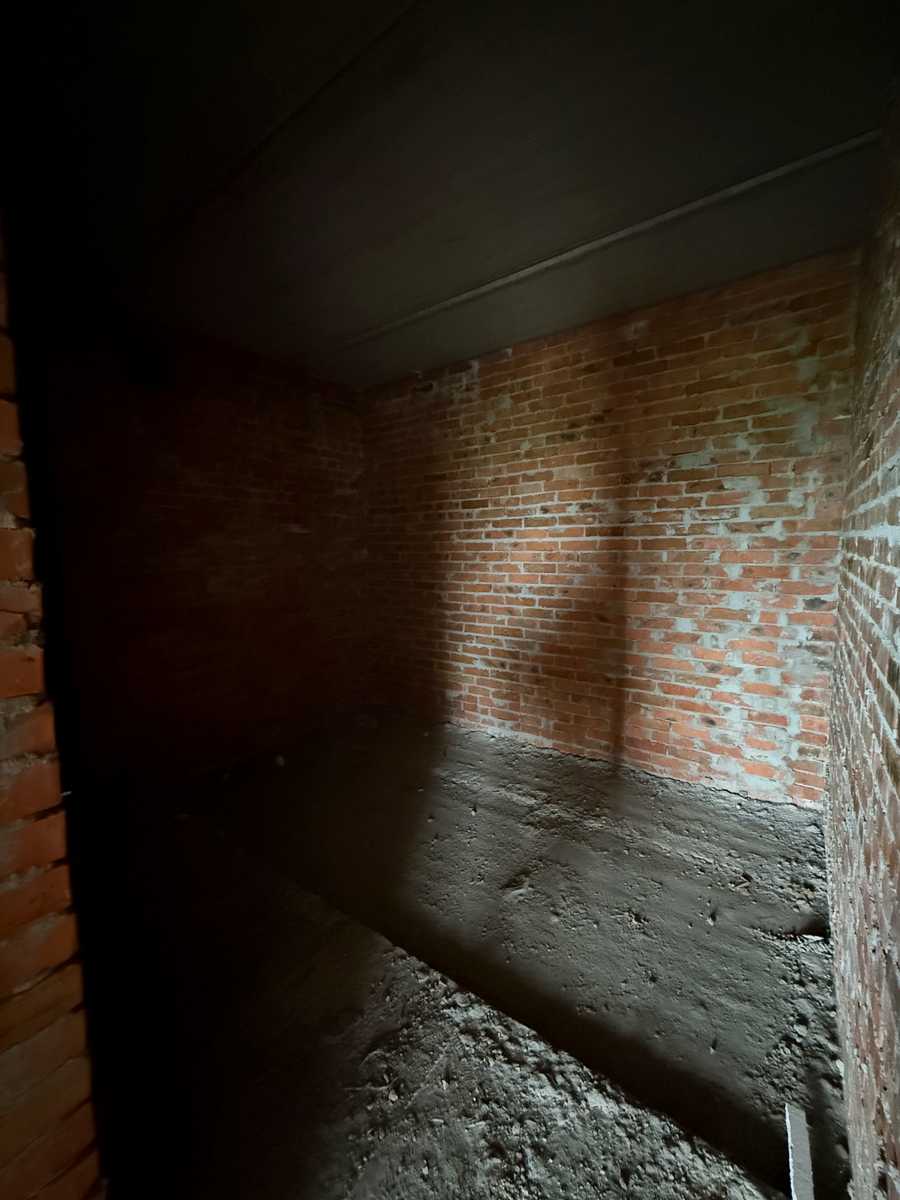 1838443508046583