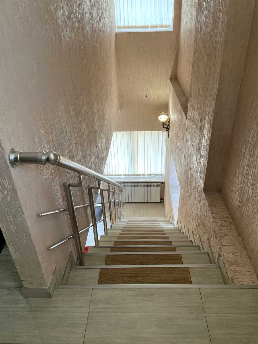 1830307465442322