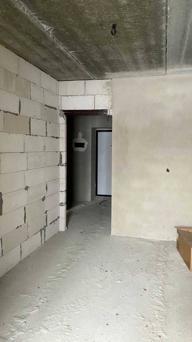 1826923767129914