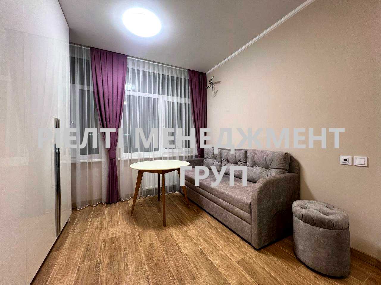 1816572812233608
