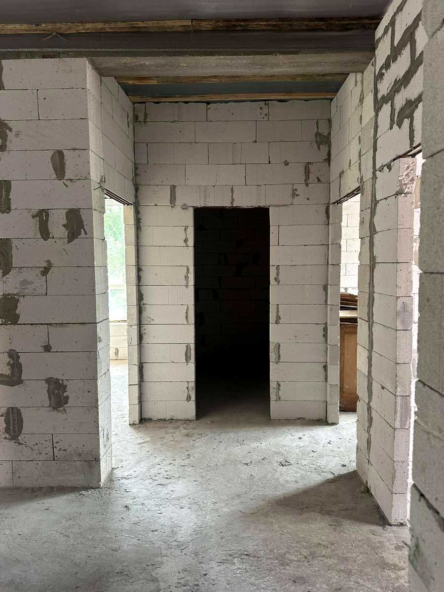 1840167838256930