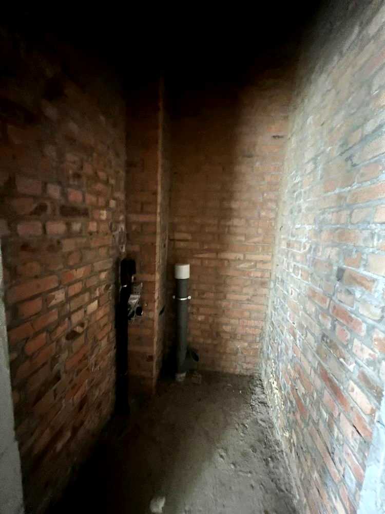 1835283269468024