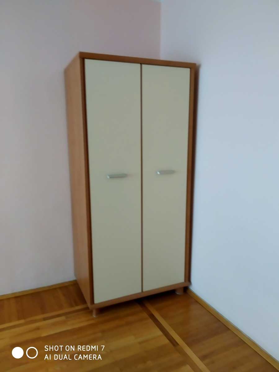 1740686890478454