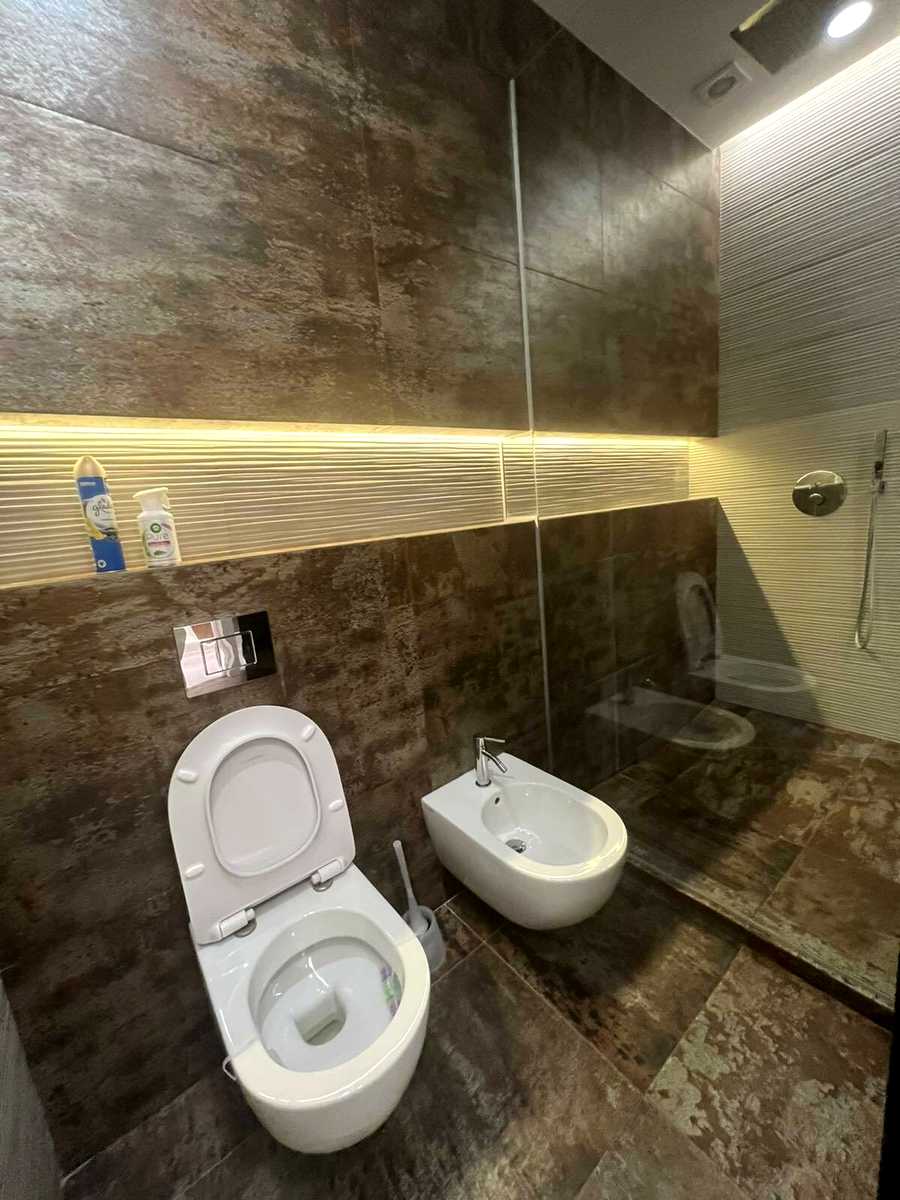 1737614857968948