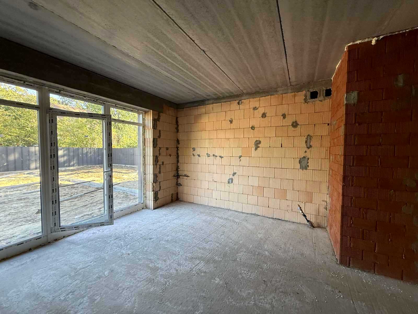 1843974827566685