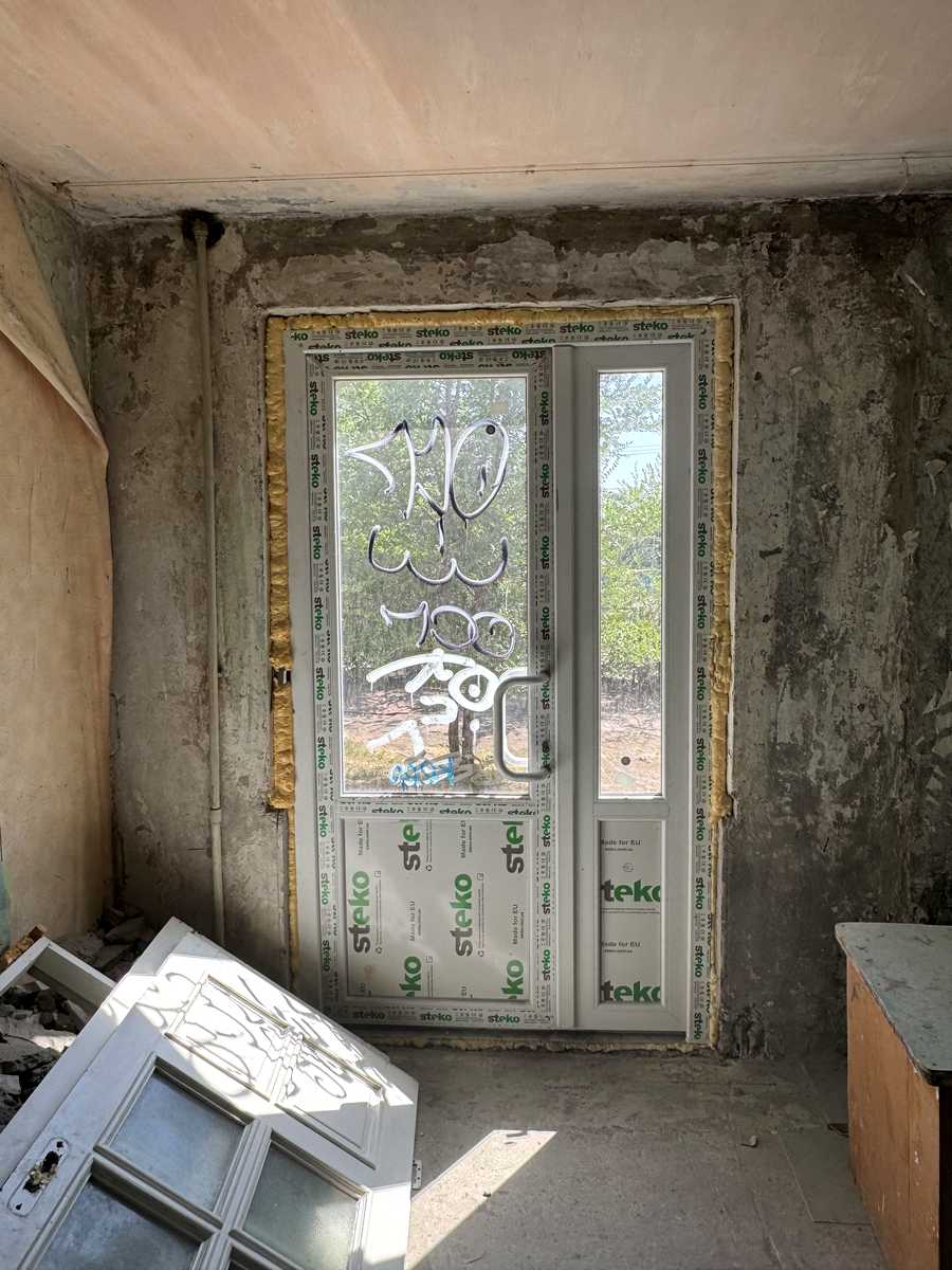 1839808006125586