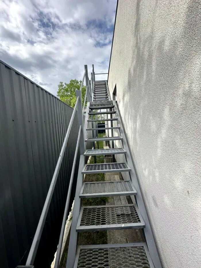 1808000317528118