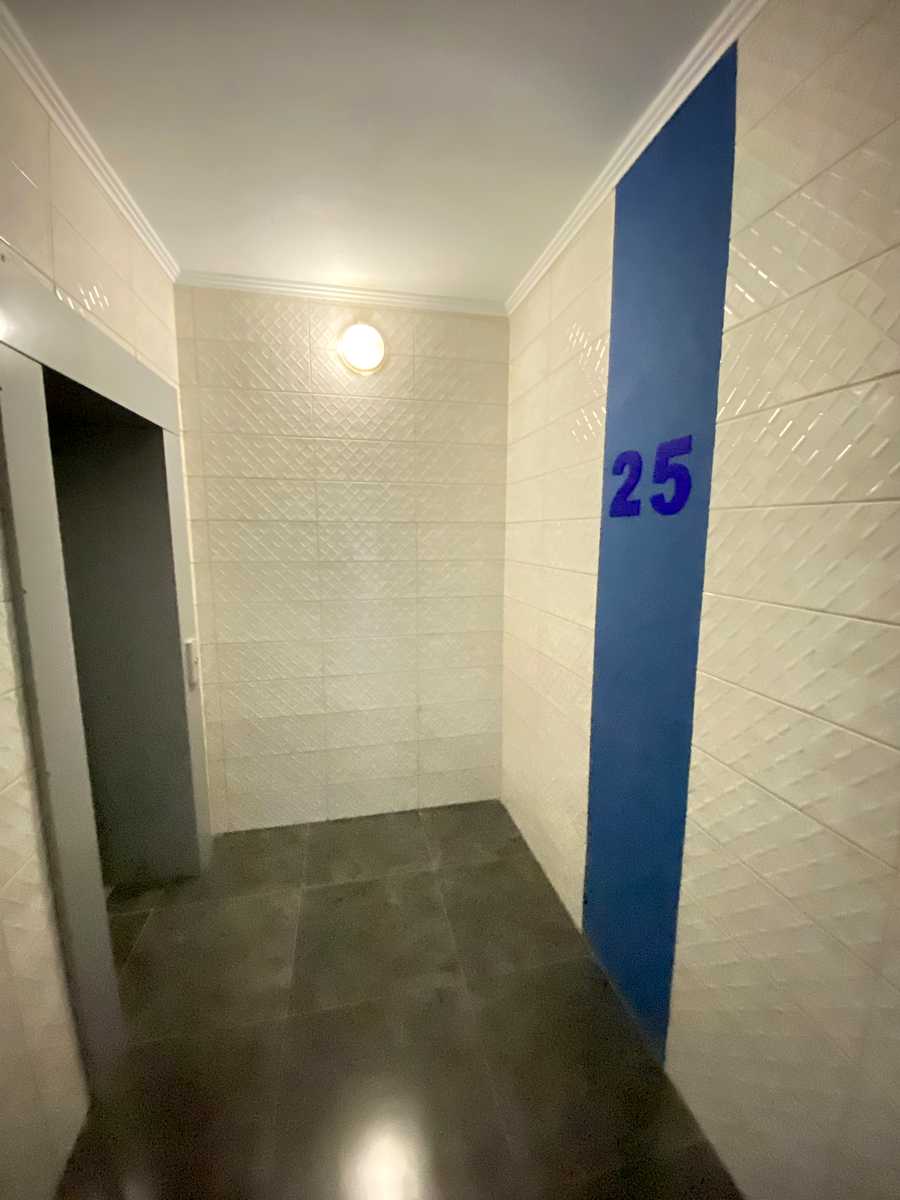 1764690509504985