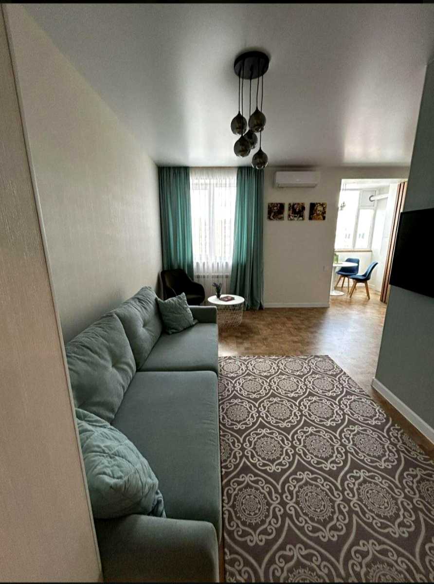 1829993082351354