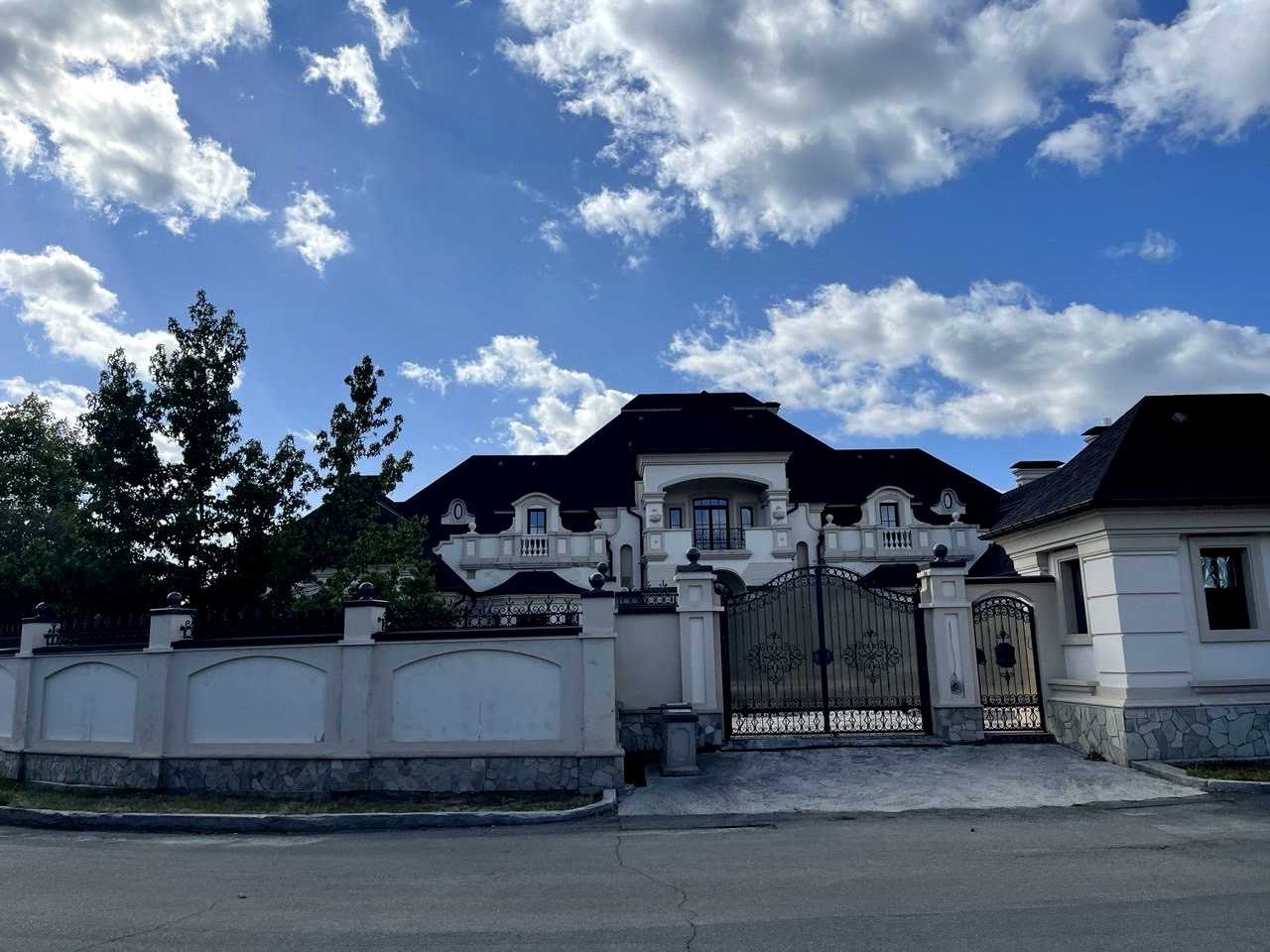 Дом по адресу (площадь 1200 м²) - imageAlt 4 Дом по адресу (площадь 1200 м²) - Atlanta.ua - imageAlt 4