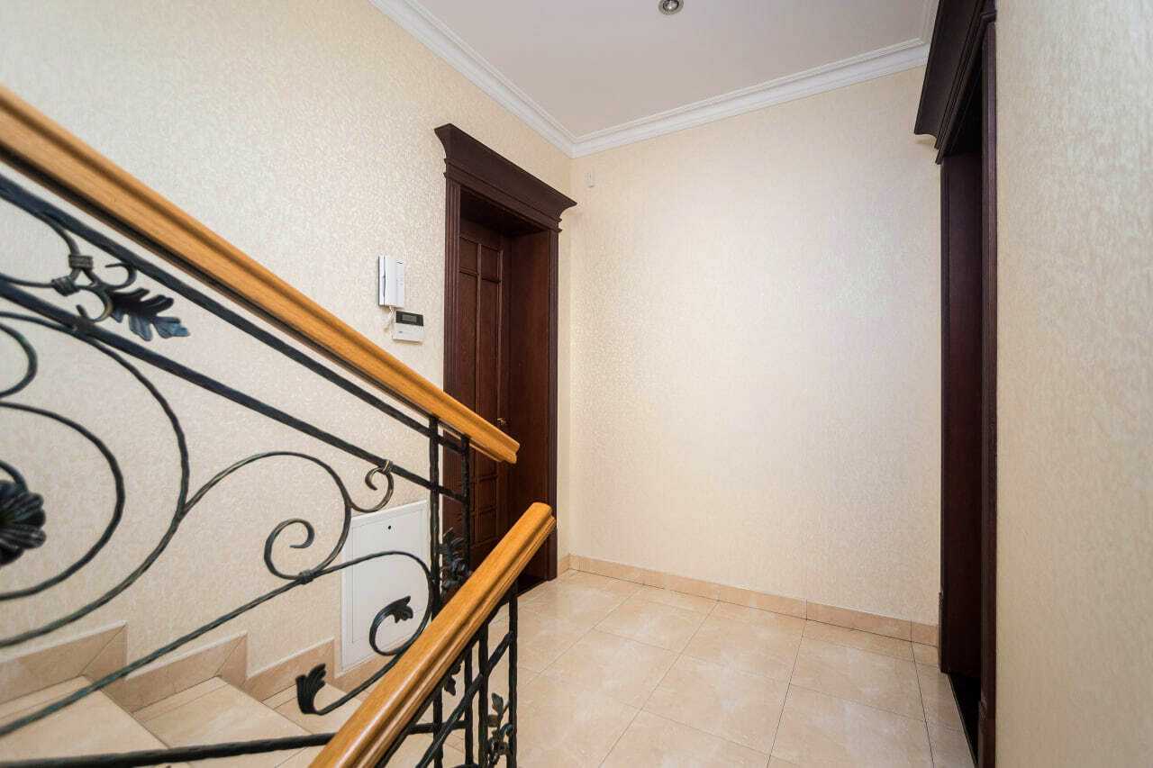 1758622267955648